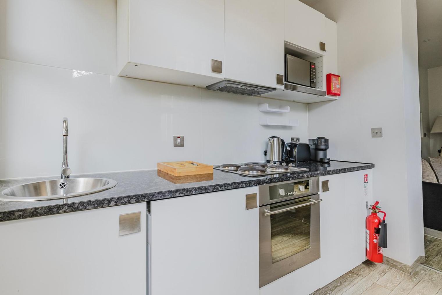 Blueground Earls Court 1bd Lon-602 * London